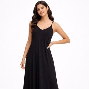 NWT Women's Torrid Maxi Dress Size 0 Black